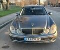 Сірий Мерседес Е-Клас, об'ємом двигуна 3.5 л та пробігом 450 тис. км за 7400 $, фото 1 на Automoto.ua