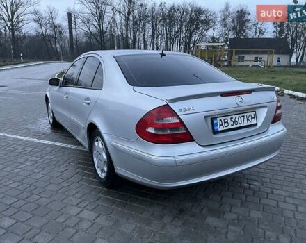 Серый Мерседес Е-Класс, объемом двигателя 2.15 л и пробегом 505 тыс. км за 7250 $, фото 11 на Automoto.ua