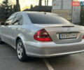 Серый Мерседес Е-Класс, объемом двигателя 2.99 л и пробегом 330 тыс. км за 7200 $, фото 11 на Automoto.ua
