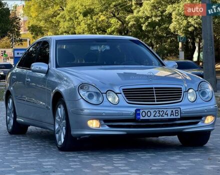 Серый Мерседес Е-Класс, объемом двигателя 2.99 л и пробегом 300 тыс. км за 8400 $, фото 2 на Automoto.ua