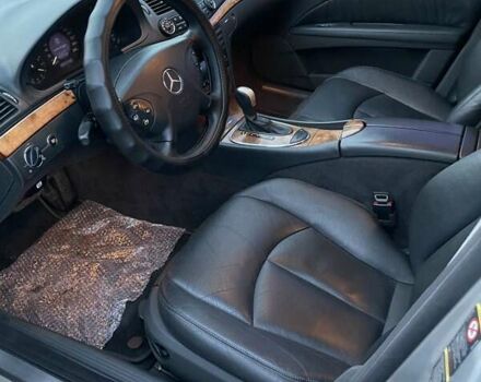 Серый Мерседес Е-Класс, объемом двигателя 2.15 л и пробегом 505 тыс. км за 7250 $, фото 19 на Automoto.ua