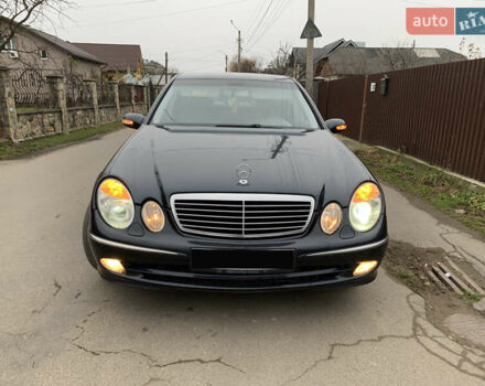 Сірий Мерседес Е-Клас, об'ємом двигуна 3.2 л та пробігом 265 тис. км за 7999 $, фото 3 на Automoto.ua