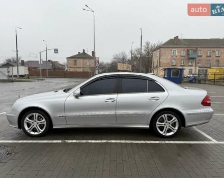 Серый Мерседес Е-Класс, объемом двигателя 2.6 л и пробегом 293 тыс. км за 7800 $, фото 11 на Automoto.ua