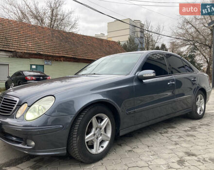 Серый Мерседес Е-Класс, объемом двигателя 2.7 л и пробегом 334 тыс. км за 8600 $, фото 2 на Automoto.ua