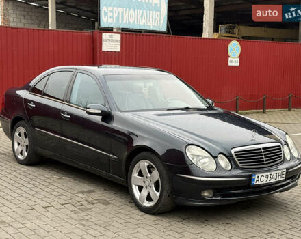 Сірий Мерседес Е-Клас, об'ємом двигуна 3.2 л та пробігом 267 тис. км за 7200 $, фото 3 на Automoto.ua