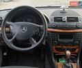 Сірий Мерседес Е-Клас, об'ємом двигуна 2.1 л та пробігом 283 тис. км за 7800 $, фото 6 на Automoto.ua