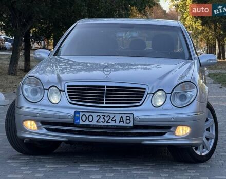 Серый Мерседес Е-Класс, объемом двигателя 2.99 л и пробегом 300 тыс. км за 8400 $, фото 11 на Automoto.ua