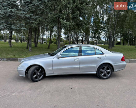 Серый Мерседес Е-Класс, объемом двигателя 3.5 л и пробегом 248 тыс. км за 7300 $, фото 4 на Automoto.ua
