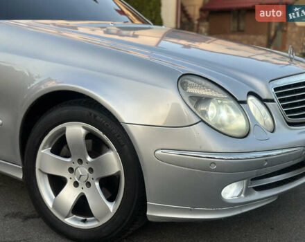 Серый Мерседес Е-Класс, объемом двигателя 2.99 л и пробегом 330 тыс. км за 7200 $, фото 6 на Automoto.ua