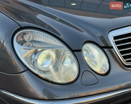 Серый Мерседес Е-Класс, объемом двигателя 3 л и пробегом 358 тыс. км за 8500 $, фото 3 на Automoto.ua
