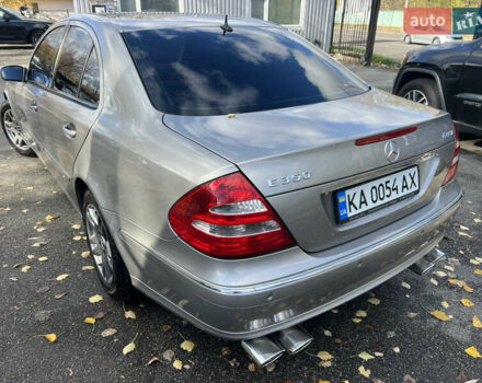 Серый Мерседес Е-Класс, объемом двигателя 3.5 л и пробегом 260 тыс. км за 8500 $, фото 5 на Automoto.ua