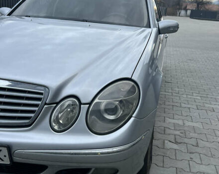 Сірий Мерседес Е-Клас, об'ємом двигуна 2.2 л та пробігом 444 тис. км за 6299 $, фото 1 на Automoto.ua