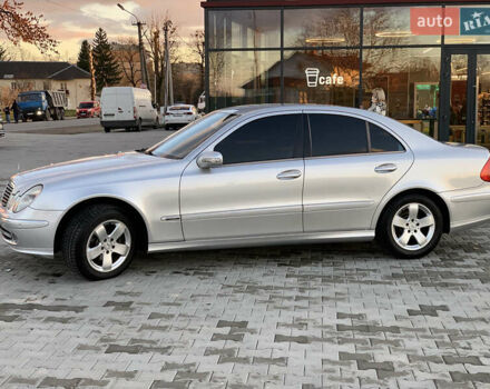 Серый Мерседес Е-Класс, объемом двигателя 3.2 л и пробегом 367 тыс. км за 8000 $, фото 9 на Automoto.ua