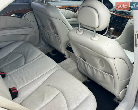 Серый Мерседес Е-Класс, объемом двигателя 3.5 л и пробегом 260 тыс. км за 8500 $, фото 18 на Automoto.ua