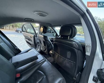 Серый Мерседес Е-Класс, объемом двигателя 2.99 л и пробегом 300 тыс. км за 8400 $, фото 78 на Automoto.ua