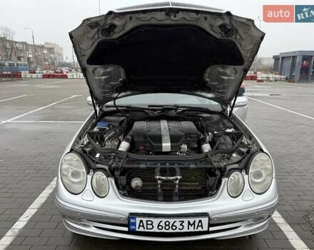 Серый Мерседес Е-Класс, объемом двигателя 2.6 л и пробегом 293 тыс. км за 7800 $, фото 14 на Automoto.ua