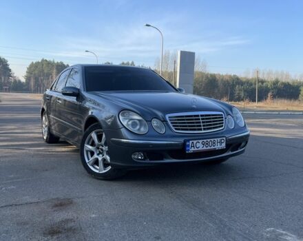Серый Мерседес Е-Класс, объемом двигателя 3 л и пробегом 324 тыс. км за 9300 $, фото 1 на Automoto.ua