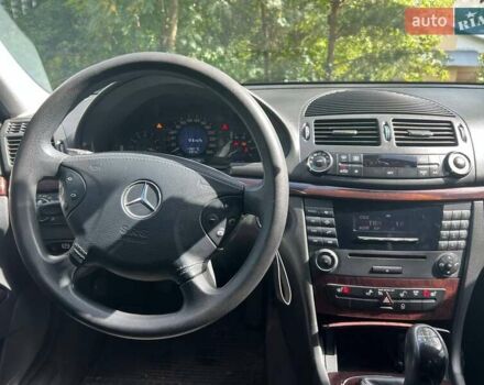 Сірий Мерседес Е-Клас, об'ємом двигуна 1.8 л та пробігом 271 тис. км за 7100 $, фото 18 на Automoto.ua