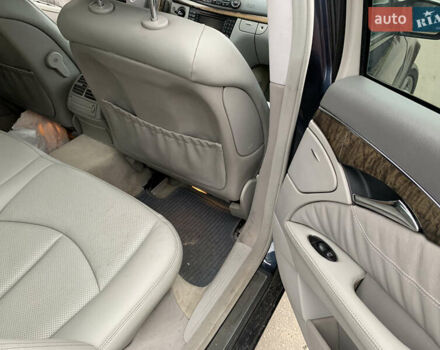 Сірий Мерседес Е-Клас, об'ємом двигуна 3.2 л та пробігом 265 тис. км за 7999 $, фото 11 на Automoto.ua