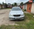 Сірий Мерседес Е-Клас, об'ємом двигуна 2.99 л та пробігом 301 тис. км за 8900 $, фото 1 на Automoto.ua