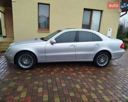 Серый Мерседес Е-Класс, объемом двигателя 1.8 л и пробегом 172 тыс. км за 7500 $, фото 6 на Automoto.ua