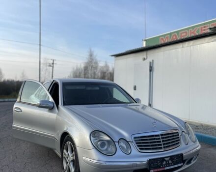 Серый Мерседес Е-Класс, объемом двигателя 2.2 л и пробегом 340 тыс. км за 3200 $, фото 2 на Automoto.ua