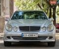 Серый Мерседес Е-Класс, объемом двигателя 3.2 л и пробегом 240 тыс. км за 5999 $, фото 1 на Automoto.ua