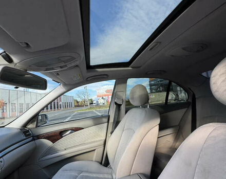 Сірий Мерседес Е-Клас, об'ємом двигуна 2.2 л та пробігом 290 тис. км за 8199 $, фото 12 на Automoto.ua