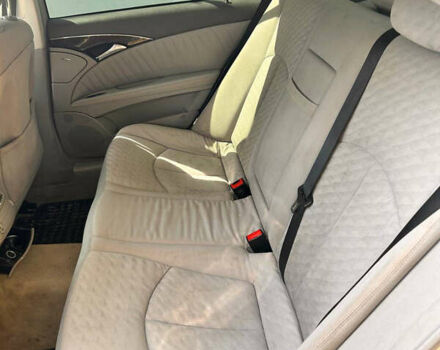 Серый Мерседес Е-Класс, объемом двигателя 2.7 л и пробегом 350 тыс. км за 2900 $, фото 27 на Automoto.ua