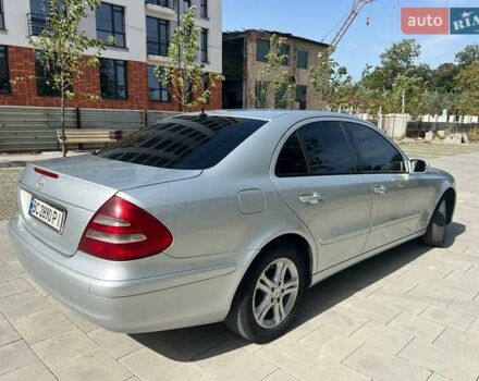 Сірий Мерседес Е-Клас, об'ємом двигуна 1.8 л та пробігом 271 тис. км за 7100 $, фото 1 на Automoto.ua