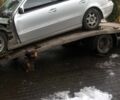 Сірий Мерседес Е-Клас, об'ємом двигуна 2.7 л та пробігом 230 тис. км за 2350 $, фото 1 на Automoto.ua