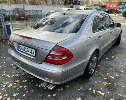 Серый Мерседес Е-Класс, объемом двигателя 3.5 л и пробегом 260 тыс. км за 8500 $, фото 7 на Automoto.ua