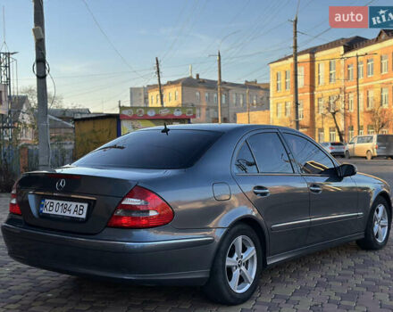 Серый Мерседес Е-Класс, объемом двигателя 3 л и пробегом 358 тыс. км за 8500 $, фото 6 на Automoto.ua