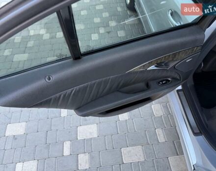 Серый Мерседес Е-Класс, объемом двигателя 2.99 л и пробегом 300 тыс. км за 8400 $, фото 65 на Automoto.ua