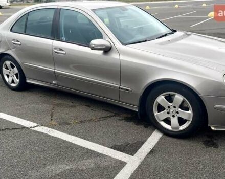 Сірий Мерседес Е-Клас, об'ємом двигуна 3 л та пробігом 234 тис. км за 7200 $, фото 3 на Automoto.ua