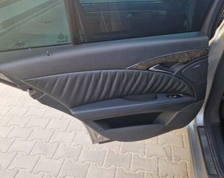 Серый Мерседес Е-Класс, объемом двигателя 2.99 л и пробегом 328 тыс. км за 8350 $, фото 16 на Automoto.ua