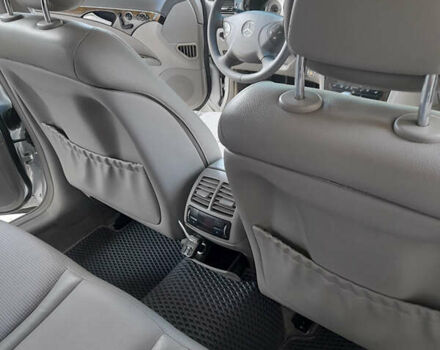 Сірий Мерседес Е-Клас, об'ємом двигуна 3.22 л та пробігом 352 тис. км за 8750 $, фото 18 на Automoto.ua