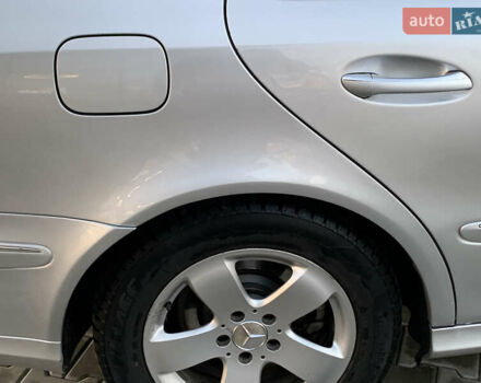 Серый Мерседес Е-Класс, объемом двигателя 3.2 л и пробегом 367 тыс. км за 8000 $, фото 48 на Automoto.ua