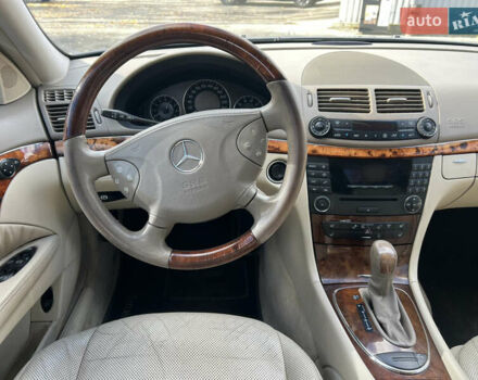 Серый Мерседес Е-Класс, объемом двигателя 3.5 л и пробегом 260 тыс. км за 8500 $, фото 14 на Automoto.ua