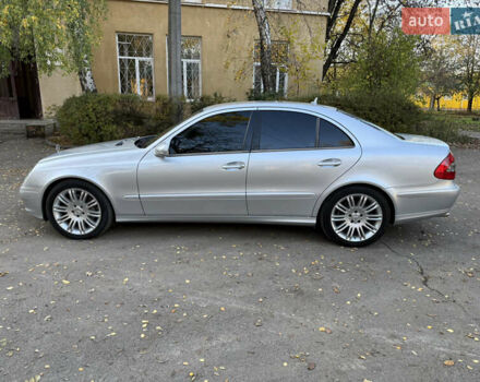 Сірий Мерседес Е-Клас, об'ємом двигуна 1.8 л та пробігом 240 тис. км за 9000 $, фото 30 на Automoto.ua