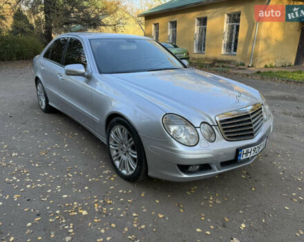 Сірий Мерседес Е-Клас, об'ємом двигуна 1.8 л та пробігом 240 тис. км за 9000 $, фото 9 на Automoto.ua