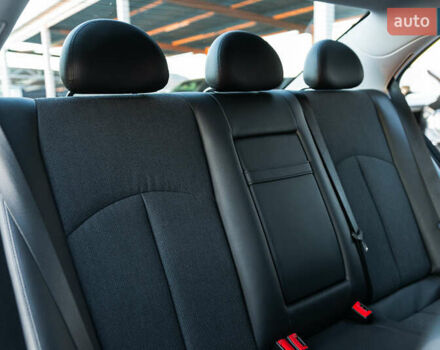 Мерседес Е-Клас 2006 у Мукачеве на Automoto.ua Сірий Мерседес Е-Клас, об'ємом двигуна 1.8 л та пробігом 79 тис. км за 25500 $, фото 45 на Automoto.ua