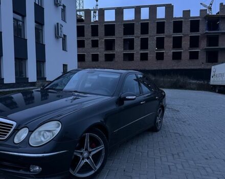 Сірий Мерседес Е-Клас, об'ємом двигуна 2.7 л та пробігом 327 тис. км за 4150 $, фото 1 на Automoto.ua