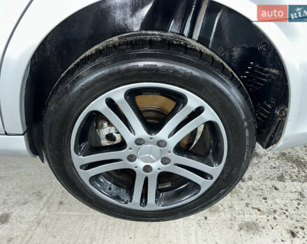 Сірий Мерседес Е-Клас, об'ємом двигуна 1.8 л та пробігом 373 тис. км за 2950 $, фото 22 на Automoto.ua