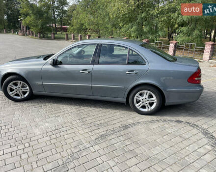 Сірий Мерседес Е-Клас, об'ємом двигуна 2.2 л та пробігом 263 тис. км за 9999 $, фото 10 на Automoto.ua