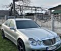 Серый Мерседес Е-Класс, объемом двигателя 1.8 л и пробегом 260 тыс. км за 8000 $, фото 1 на Automoto.ua
