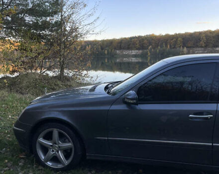 Сірий Мерседес Е-Клас, об'ємом двигуна 2.99 л та пробігом 295 тис. км за 9400 $, фото 10 на Automoto.ua