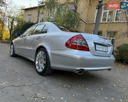 Сірий Мерседес Е-Клас, об'ємом двигуна 1.8 л та пробігом 240 тис. км за 9000 $, фото 29 на Automoto.ua