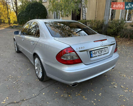 Сірий Мерседес Е-Клас, об'ємом двигуна 1.8 л та пробігом 240 тис. км за 9000 $, фото 27 на Automoto.ua