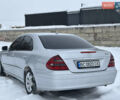 Сірий Мерседес Е-Клас, об'ємом двигуна 1.8 л та пробігом 305 тис. км за 7350 $, фото 11 на Automoto.ua